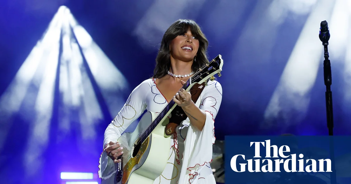 Ella Langley's 'Choosin' Texas' Breaks Records and Hearts as 2026's Biggest Hit — story image