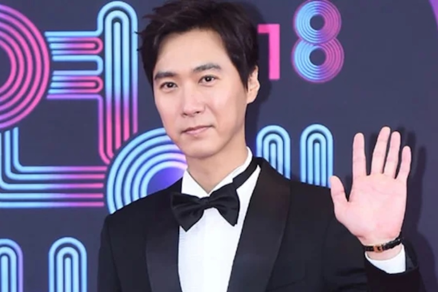 Go Ji Yong Reveals He Divorced Two Years Ago in Heartfelt Message — story image