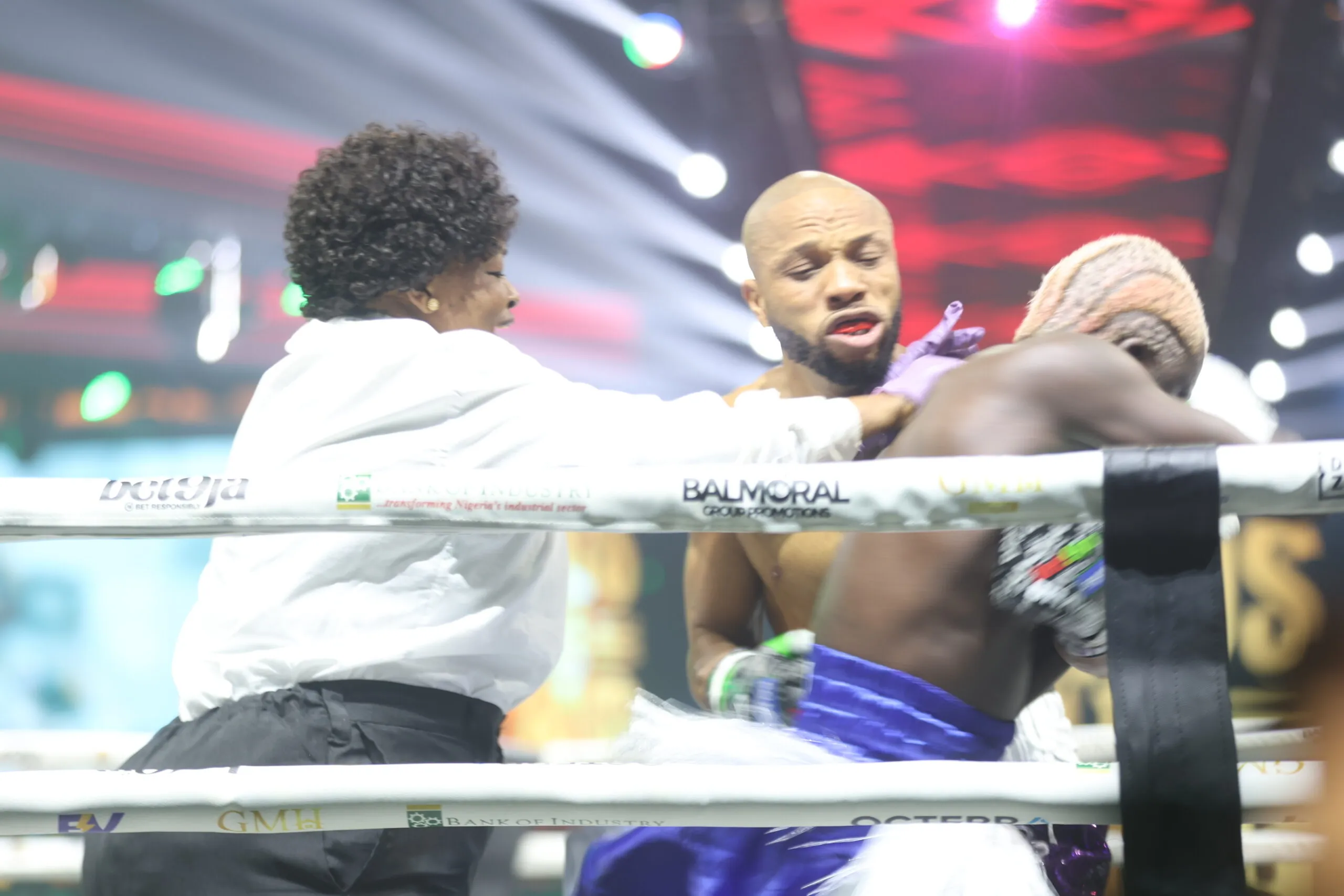 Okocha Triumphs Over Portable in Star-Studded Boxing Rematch — story image