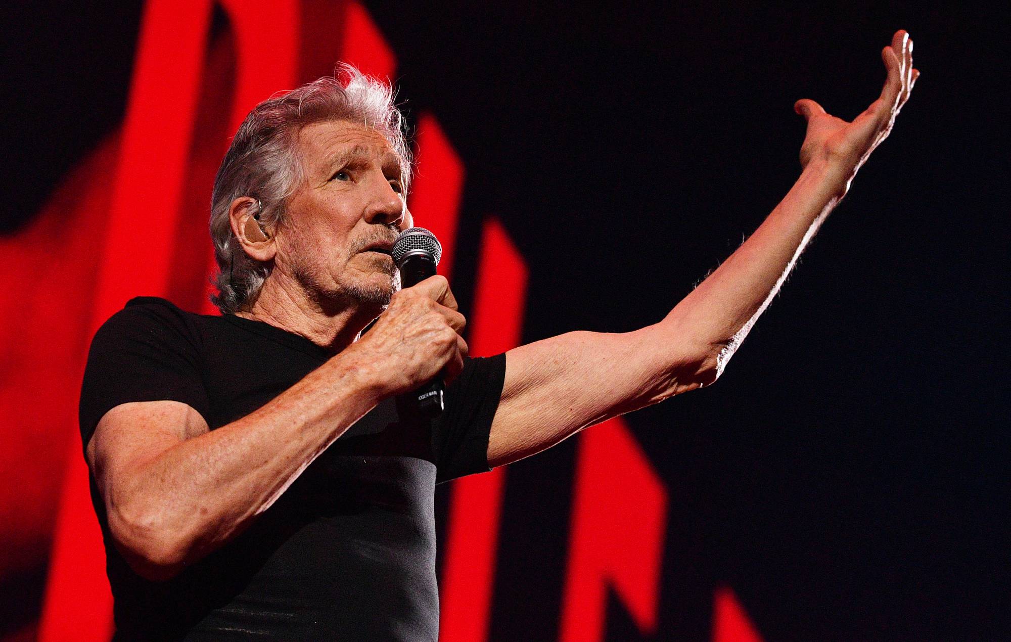 Roger Waters Unveils Reimagined 'Comfortably Numb' Featuring Mona Miari — story image